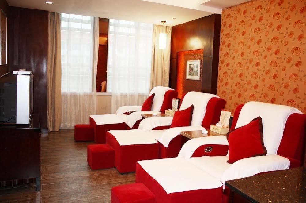 Wanyi Hotel Dongguan  Exterior photo